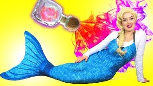 Spiderman et la Reine des neiges Elsa - la Petite elsa devient une Sirène