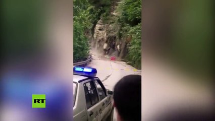 DESLIZAMIENTO DE TIERRA EN CHINA