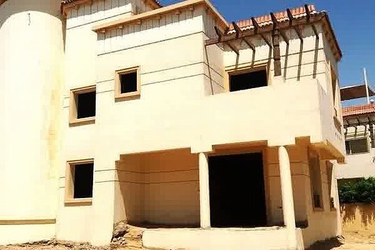 فيلا مستقلة للبيع بكبموند ريفيرا هايتس بسعر لقطة