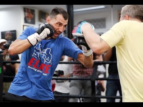 Viktor Postol vs Terence Crawford - CRACKING SPEED & PUNCHING POWER WORKOUT w/ Freddie Roach