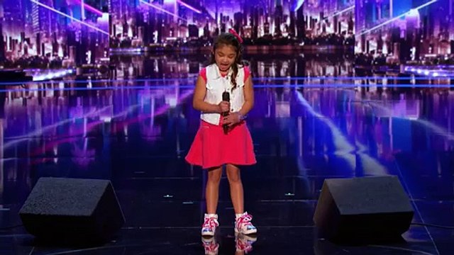 Angelica Hale - 9-Year-Old Earns Golden Buzzer From Chris Hardwick - America's Got Talent 2017