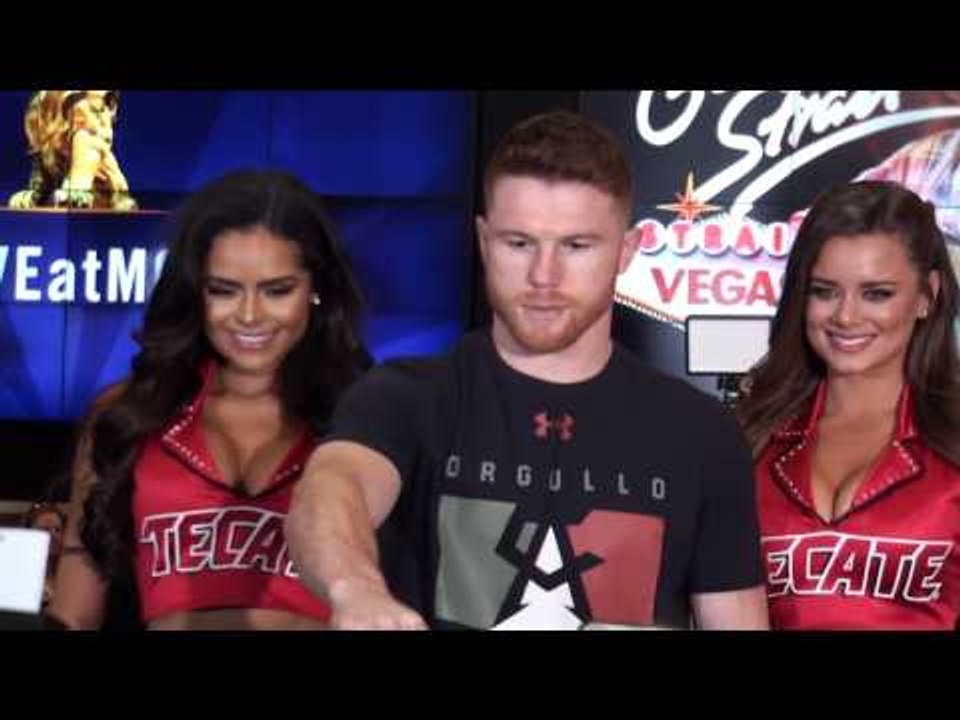 Canelo Alvarez ARRIVES! vs Julio Cesar Chavez Jr. - MEXICAN FANS GO CRAZY!!! Las Vegas.