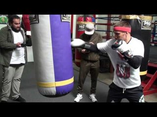 Vasyl Lomachenko BANGS HEAVY BAG vs Jason Sosa ahead of their boxing Fight i