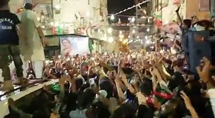 Imran Khan being welcomed at Ghanchi Para Lyari with flower patels