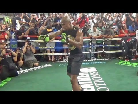 Floyd Mayweather SHADOW BOXING | Workout Ahead Of Conor McGregor Fight