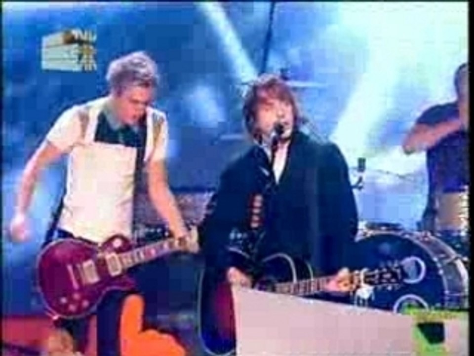 McFLY - UK Kids Choice Awards - 27.10.2007 (Clip 02)