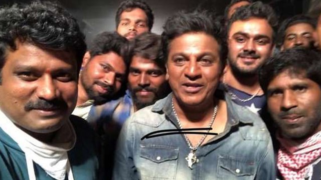 TheVillain : ದಿ ವಿಲನ್ ವಿವಾದದ ಬಗ್ಗೆ ಮೌನ ಮುರಿದ ಪ್ರೇಮ್..!! | Filmibeat Kannada