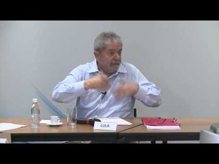 Ex-presidente Lula descarta candidatura e ainda fala sobre mensalão, Copa do Mundo e Petrobras - 3/3