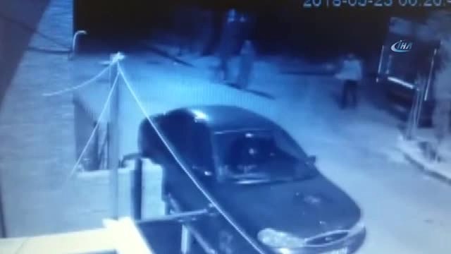 Büyükçekmece'de Öldürülen Şahsın, Katillerinden Kaçış Anı Kamerada