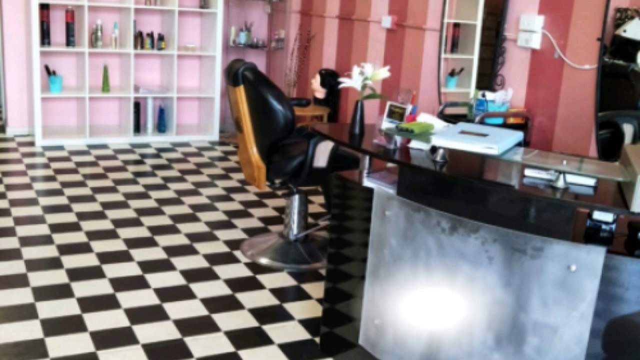 Salon For Sale in Melbourne, VIC