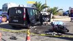 Antalya'da motosiklet ile hafif ticari araç çarpıştı: 1 ölü, 2 yaralı