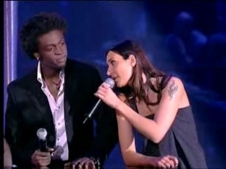 Les Enfoires - Qui A Le Droit - live