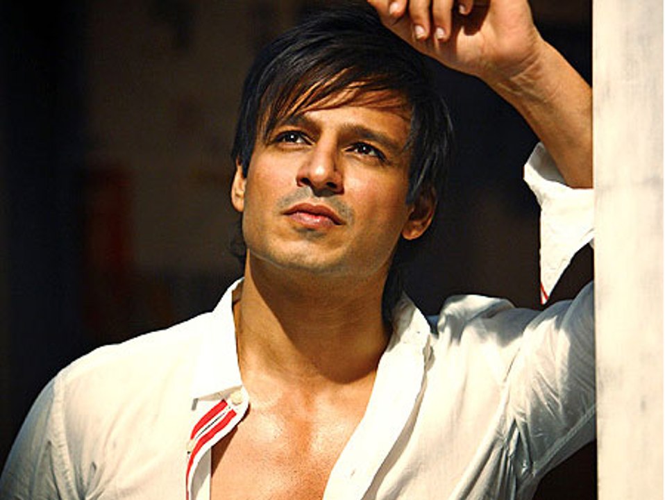Sonali Bendre Cancer: Vivek Oberoi & Omung Kumar PRAY for her recovery। FilmiBeat