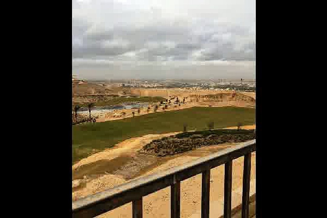 فيلا بحمام سباحة تشطيب سوبر لوكس للايجار فى البا سبينديا اب تاون كايرو مفروشة بالكامل