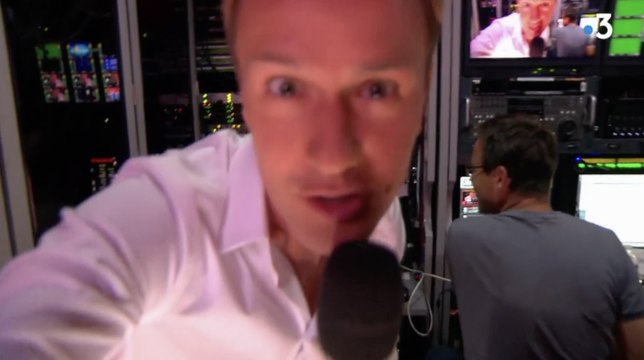 Cyril Féraud vous emmène dans les coulisses de Slam - ZAPPING TÉLÉ DU 05/07/2018