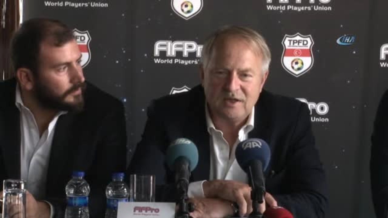 Uluslararası Profesyonel Futbol Birliği'nden Tpfd'ye Ziyaret Etti