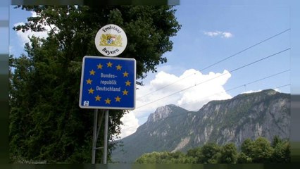 Respingimenti migranti: ore decisive per il Governo Merkel