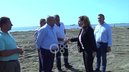 Ora News - Forcat e Armatosura aksion për pastrimin e bregdetit, transformojnë plazhin e Divjakës