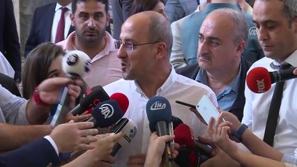 Milletvekilleri kayıt yaptırıyor - Ahmet Şık - TBMM