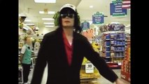 La fois où Michael Jackson a privatisé un supermarché pour faire semblant de faire des courses