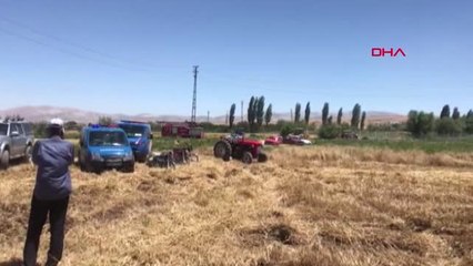 Niğde Traktör Sulama Kuyusuna Devrildi, Sürücüsü Öldü