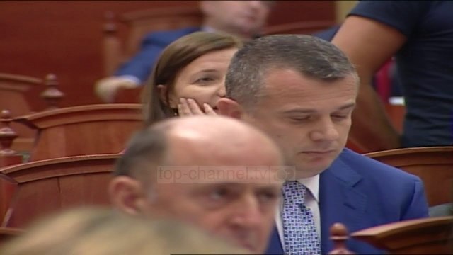 Akuza të reja për çështjen “Toyota”. Përplasje Basha-Balla në Kuvend