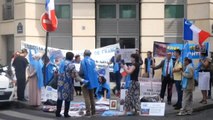 Uygur Türkleri Paris'te Çin Konsolosluğu Karşısında Gösteri Yaptı