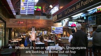 Uruguay fans prepare to take on France in quarter-finals