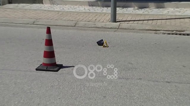 Ora News- 65 vjeçari aksidentohet për vdekje në Divjakë, drejtuesi i mjetit zhduket