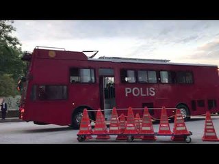 Tight security at KL court ahead of Najib’s prosecution