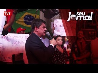Em greve, funcionários comemoram aniversário da Eletrobras no Rio