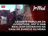 Levante Popular da Juventude, MST e MAB realizam escracho na casa de Eunício Oliveira