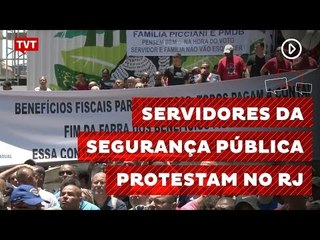 Policiais ocupam plenário da ALERJ contra arrocho salarial