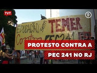 No Rio de Janeiro, PM agride manifestantes contra PEC 241