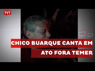 Chico Buarque canta "Apesar de você" em reabertura do Canecão ocupado