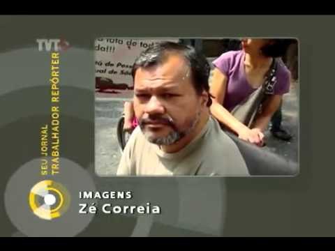 Trabalhador repórter registra manifestação no Dia Nacional de Luta das Pessoas com Deficiência