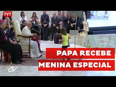 Papa recebe pessoas com necessidades especiais