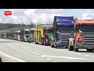 Cegonheiros protestam em rodovias de São Paulo