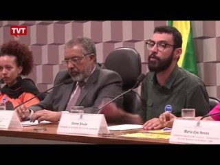 Conferência Nacional da Juventude faz ato contra o impeachment