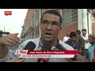 Arteb demite 370, e trabalhadores paralisam a fábrica