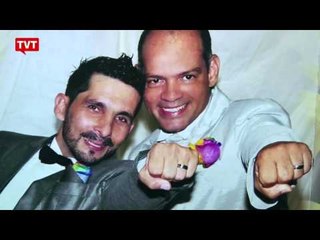 Casal homossexual aguardou autorização de casamento em cartório para união