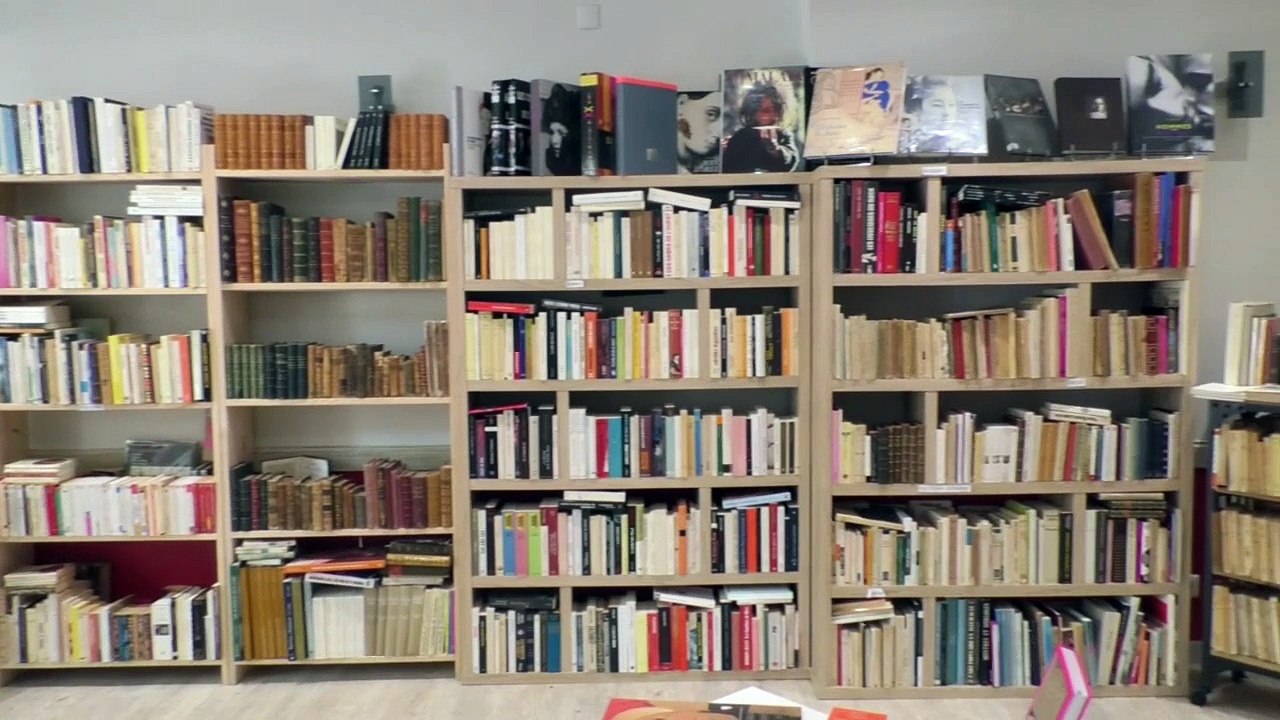 Manosque : "Aux goûts du livre"  des bouquins à croquer mais pas seulement !