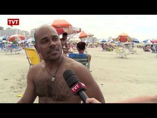 Brasileiros passam o dia 1º na praia e contam o que esperam de 2016