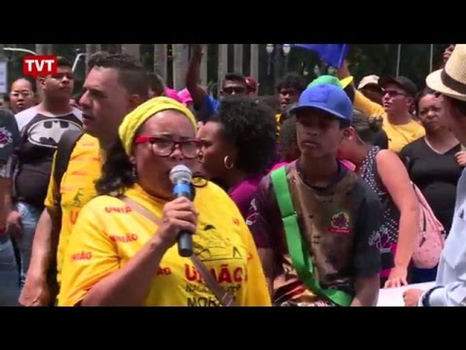 Entidades de moradia ocupam as ruas para cobrar recursos de Alckmin