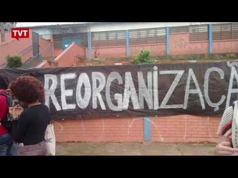 Ganha força a mobilização de alunos contra fechamento de escolas