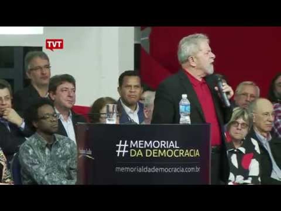 Lula: situação é delicada e a democracia está em jogo