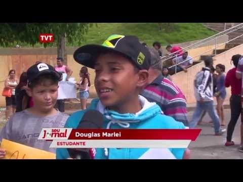 Alunos protestam contra fechamento de escola no Alto Tietê