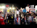 Japoneses saem às ruas contra mudança na constituição