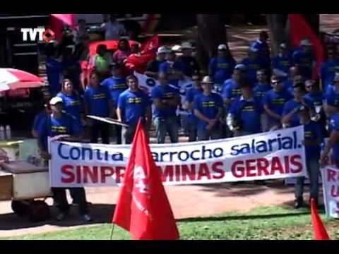 Servidores federais marcham em Brasília