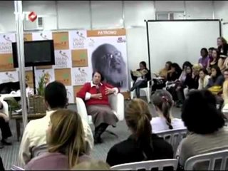 Paulo Freire é homenageado no salão internacional do livro em Suzano